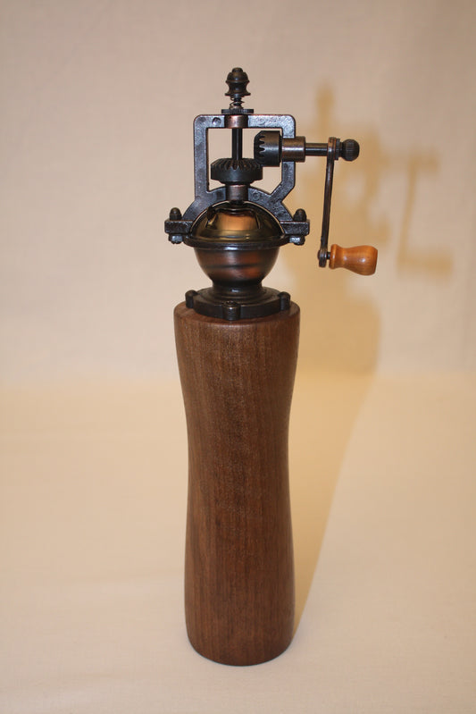 Moulin à poivre antique n°5