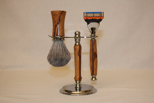 Rasoir Fusion avec présentoir et blaireau n°3